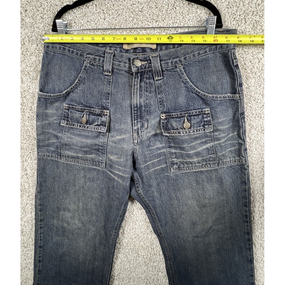 Express Precision Fit Men Jeans 34x32 Relaxed Straight Cargo Style Medium Wash D - Picture 2 of 10